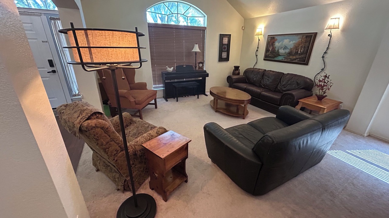 Photo of Livingroom in Pflugerville