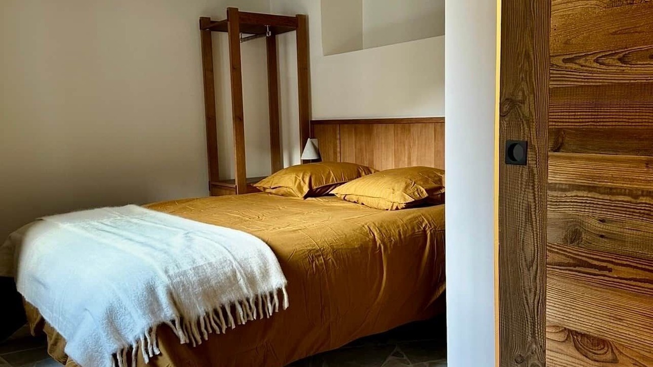 Photo of Bedroom in Praranger