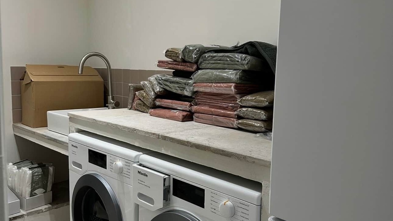 Photo of Others in Praranger