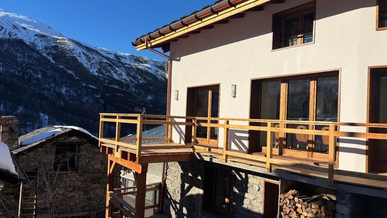 Photo of Outdoor in Praranger