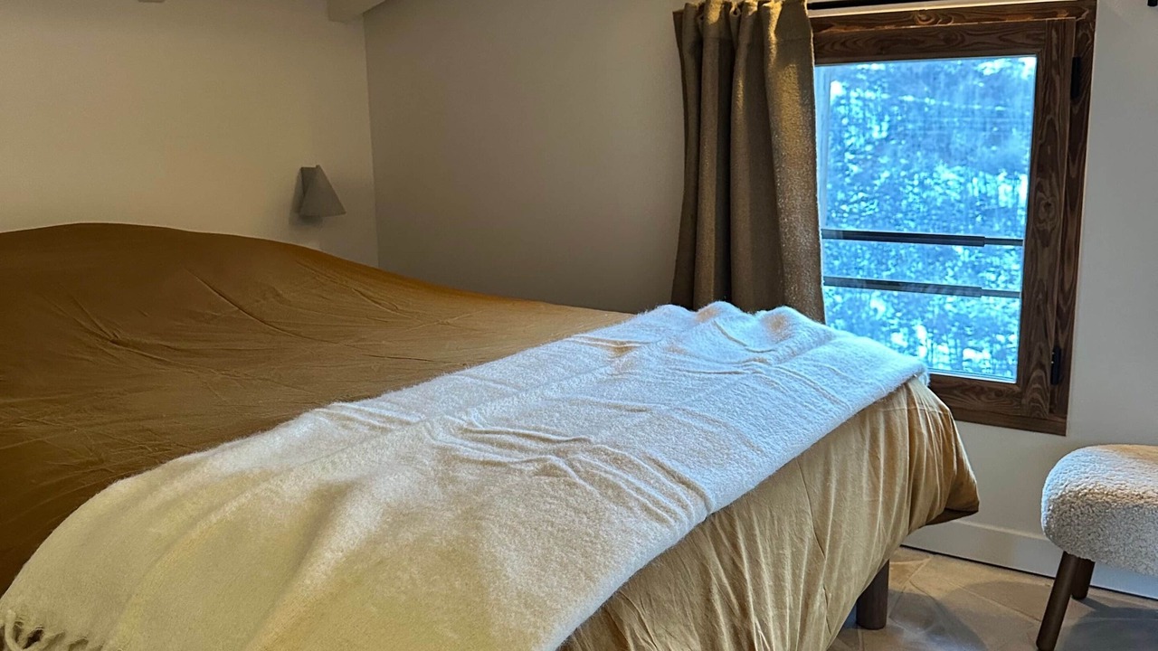 Photo of Bedroom in Praranger