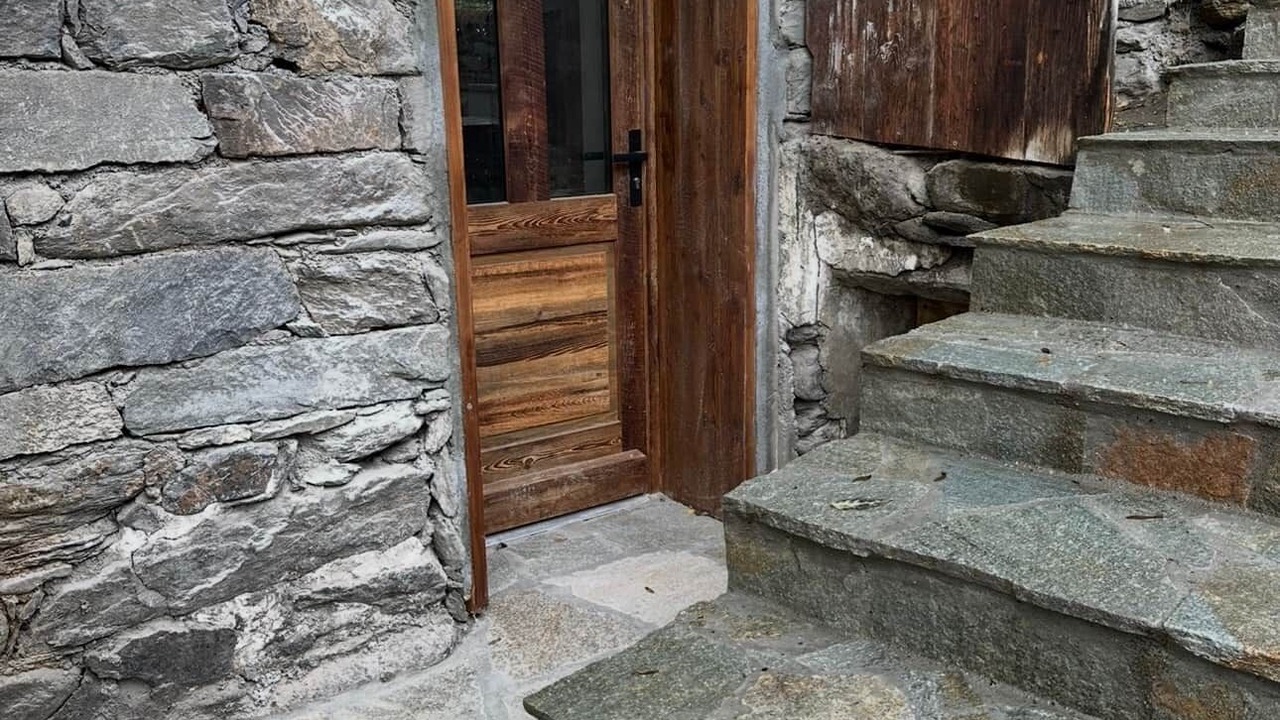 Photo of Outdoor in Praranger