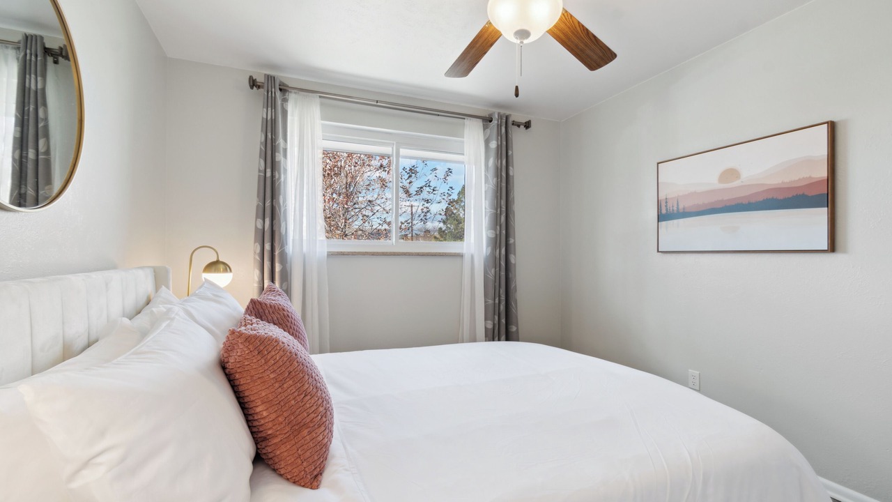 Photo of Bedroom in Lamar Heights Area