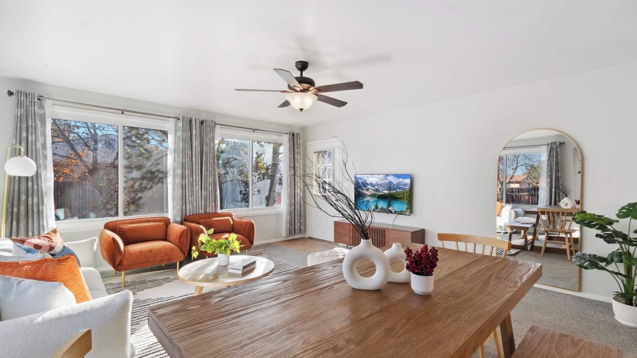 Photo of Livingroom in Lamar Heights Area