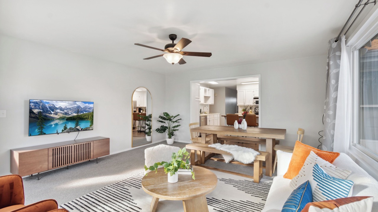Photo of Livingroom in Lamar Heights Area