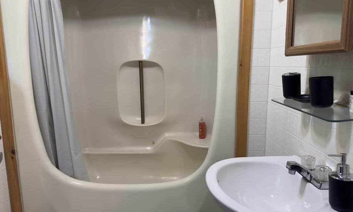 Photo of Bathroom in Carling