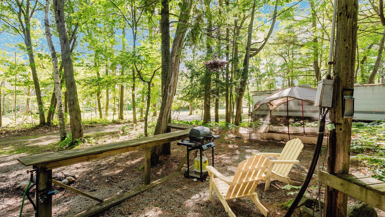 Photo of Outdoor in Carling
