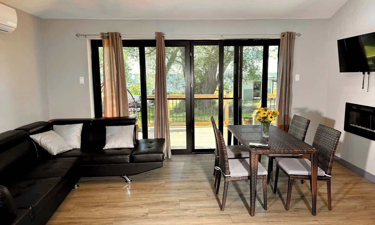 Photo of Livingroom in Harwood