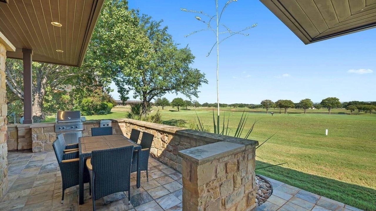 Photo of Outdoor in Lakecliff On Lake Travis