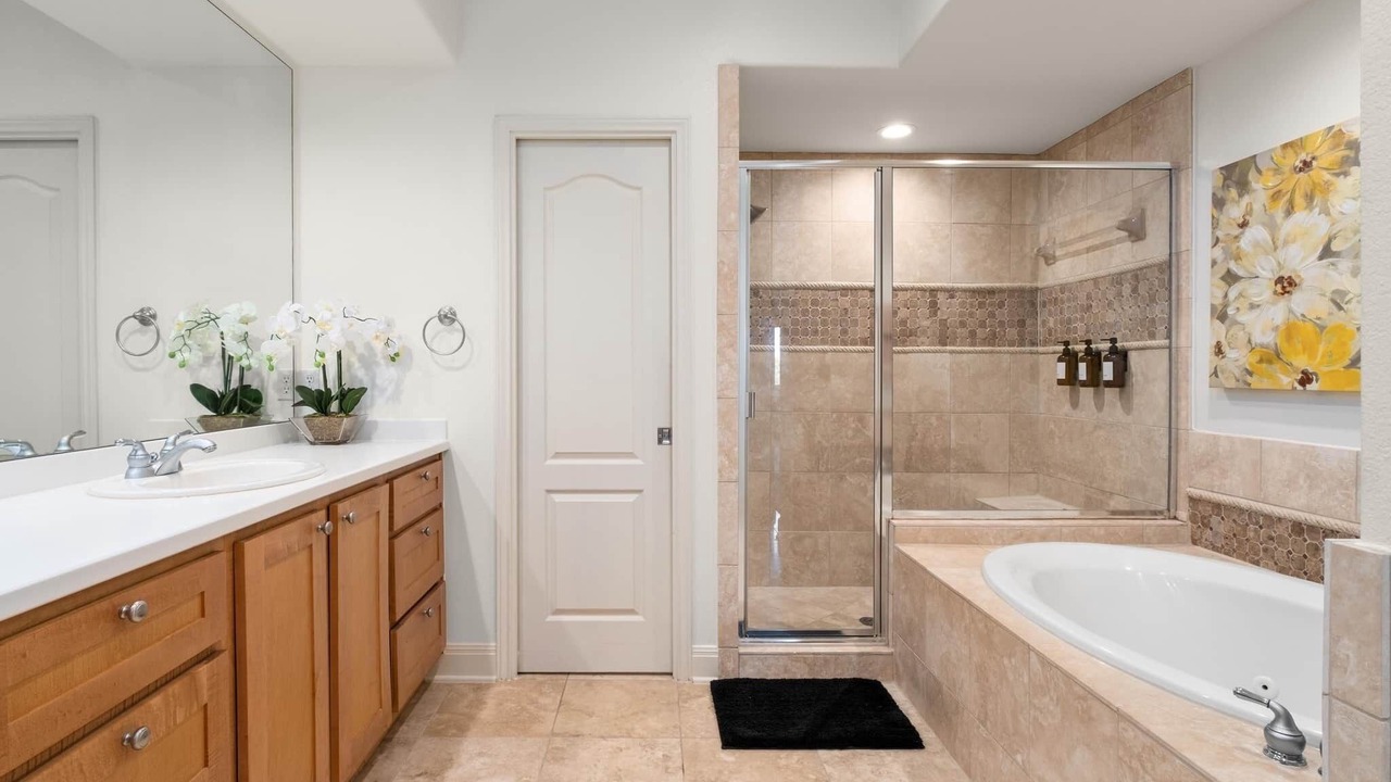 Photo of Bathroom in Lakecliff On Lake Travis