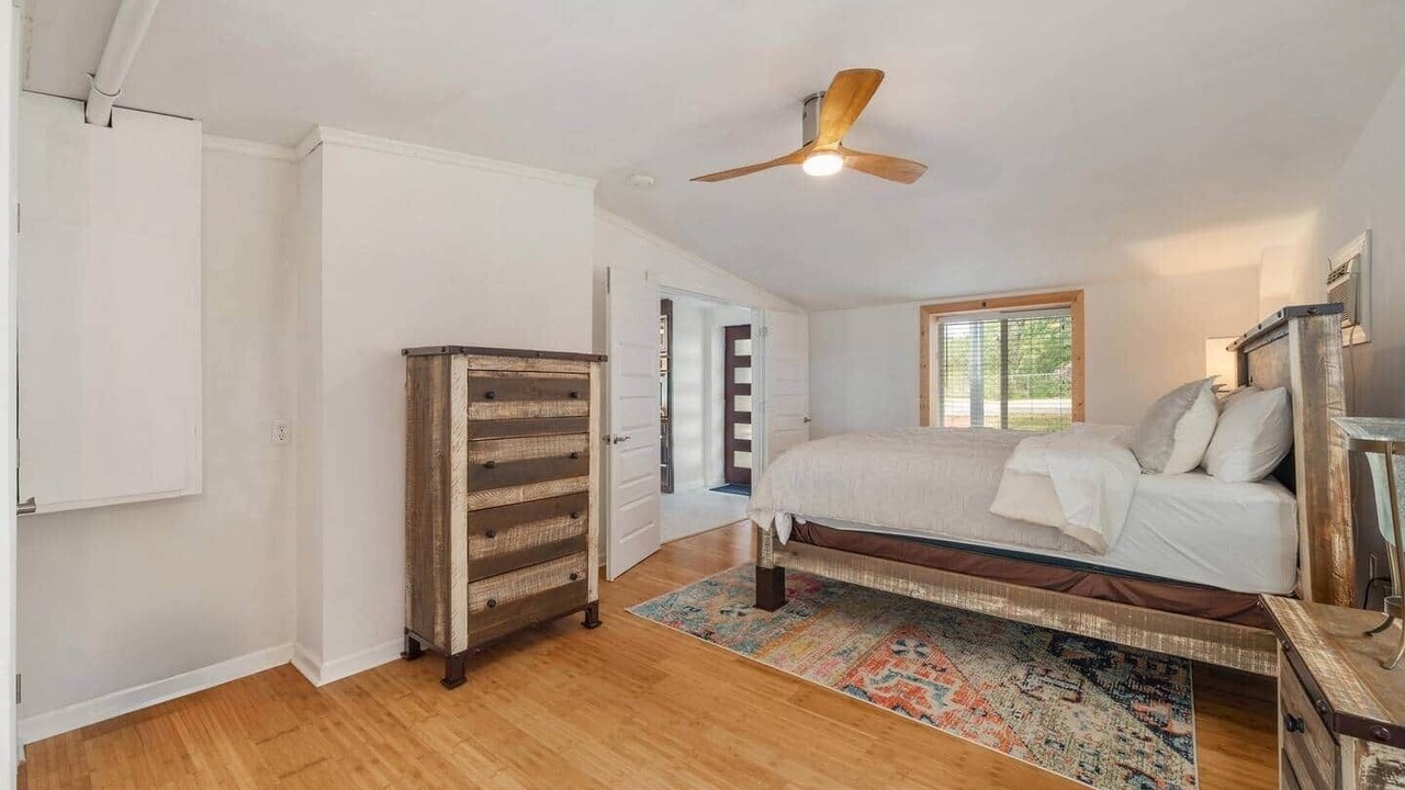 Photo of Bedroom in Spicewood