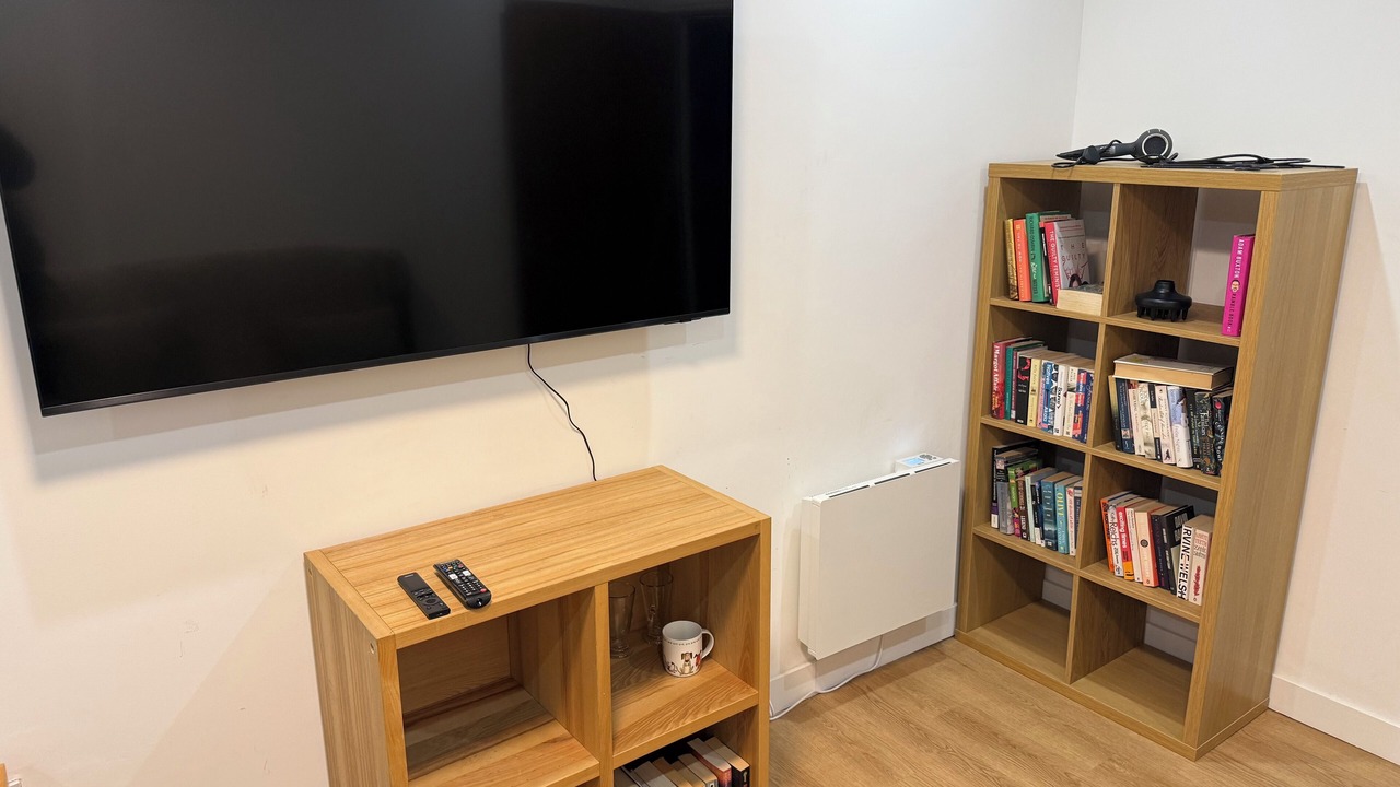 Photo of Others in Bow