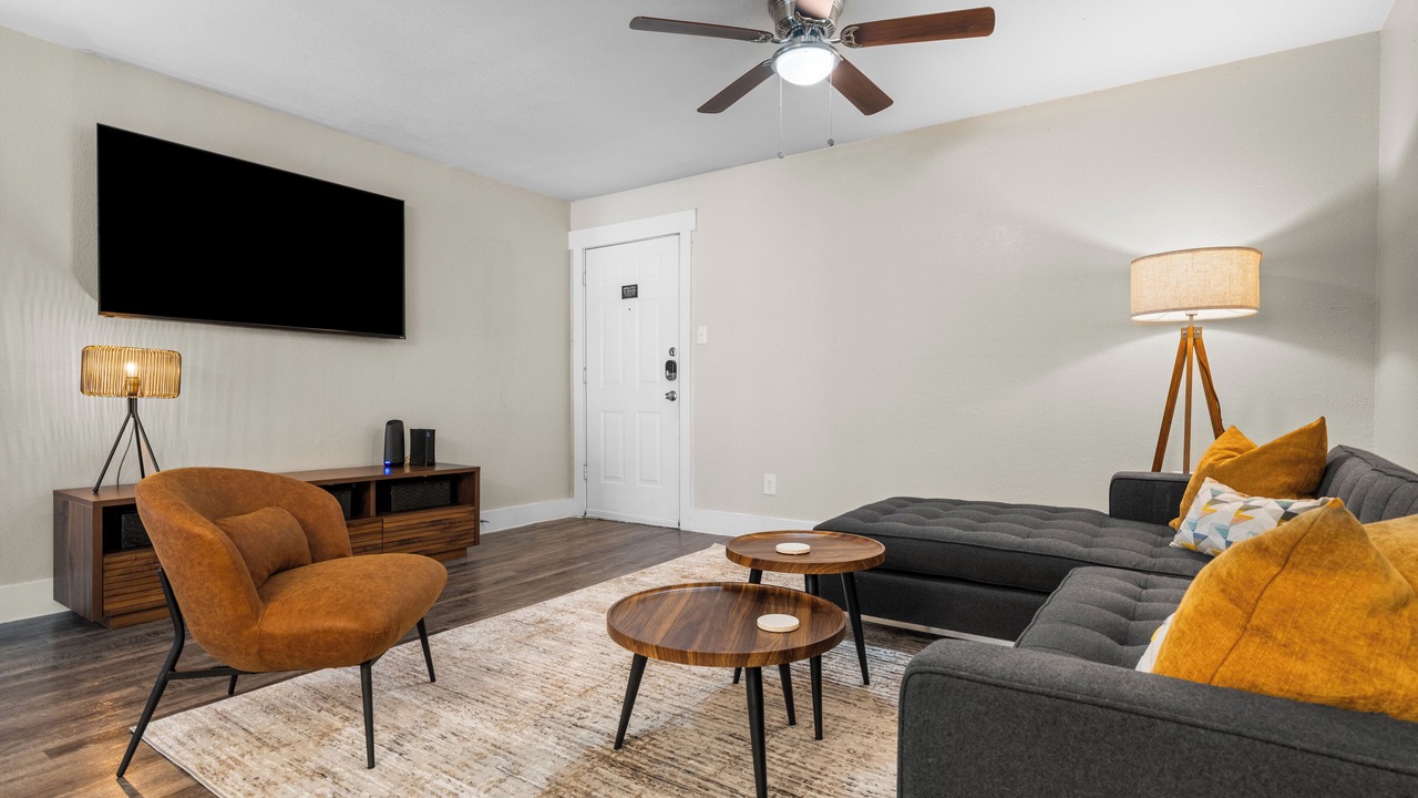 Photo of Livingroom in Arlington