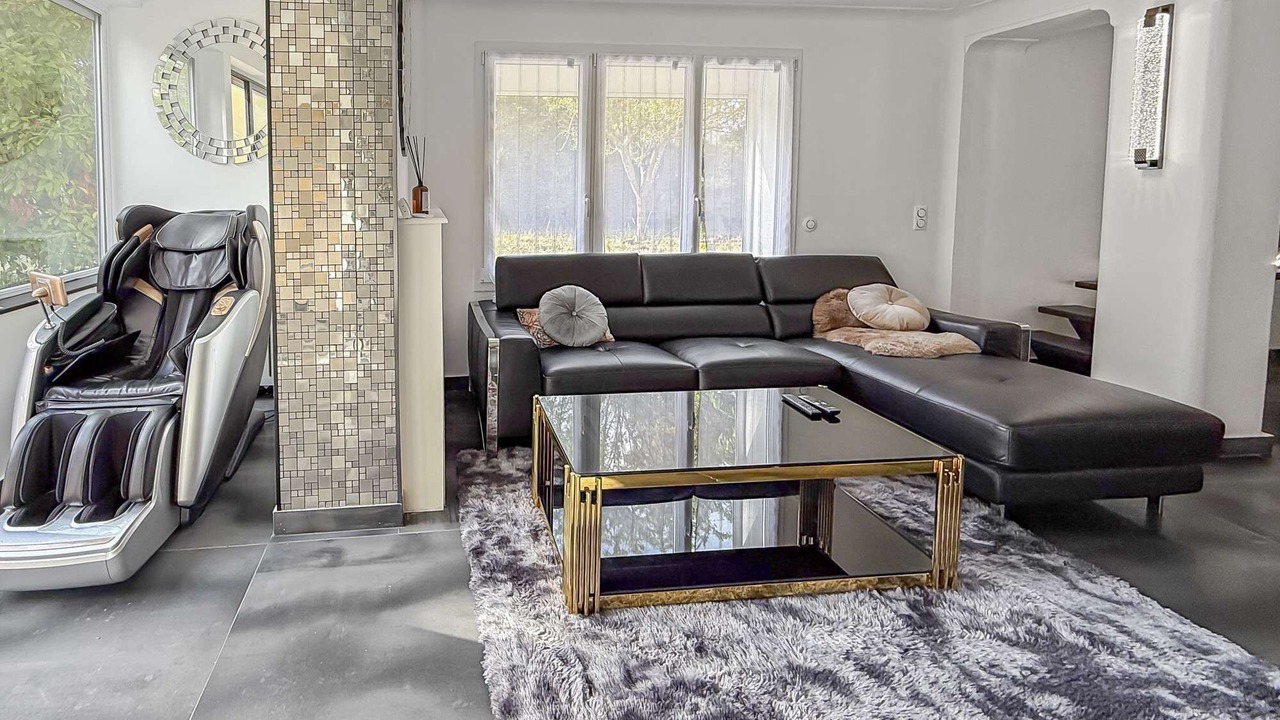Photo of Livingroom in Triel-sur-Seine