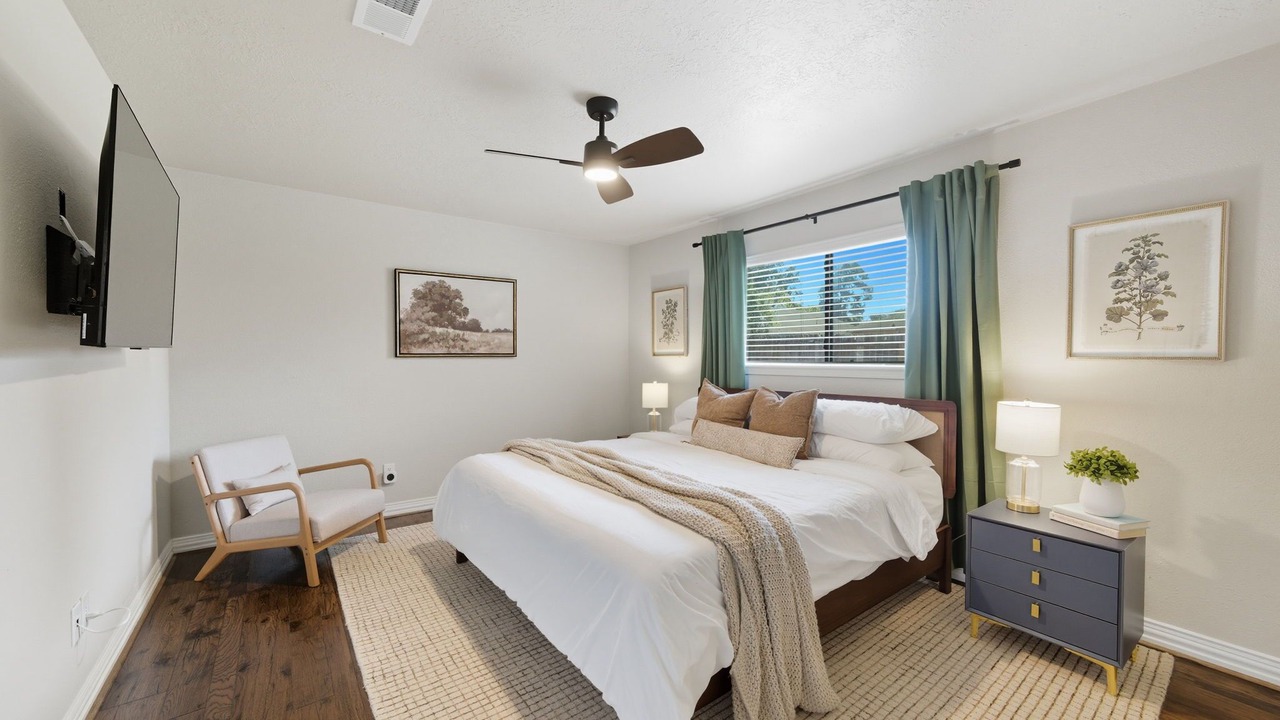 Photo of Bedroom in Spring