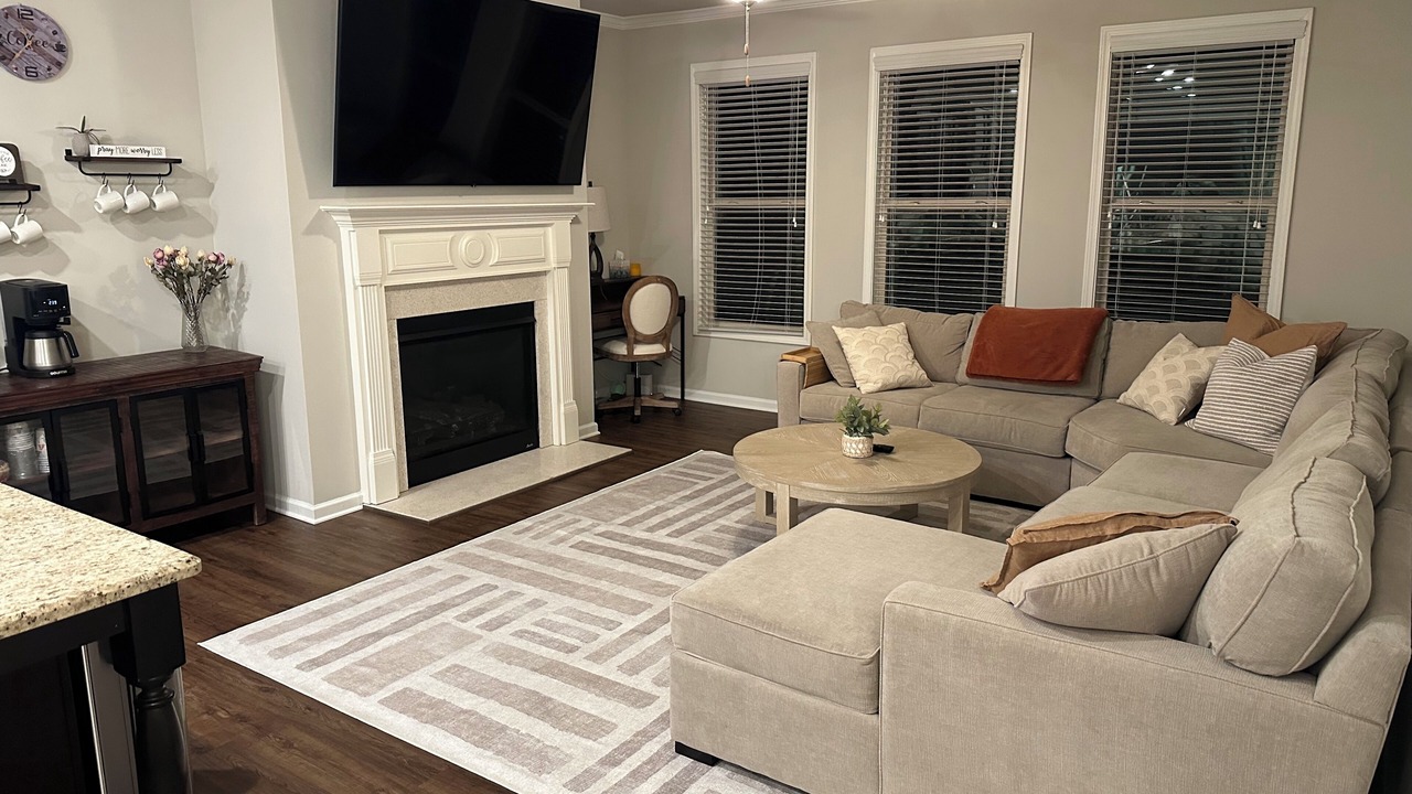 Photo of Livingroom in Buford