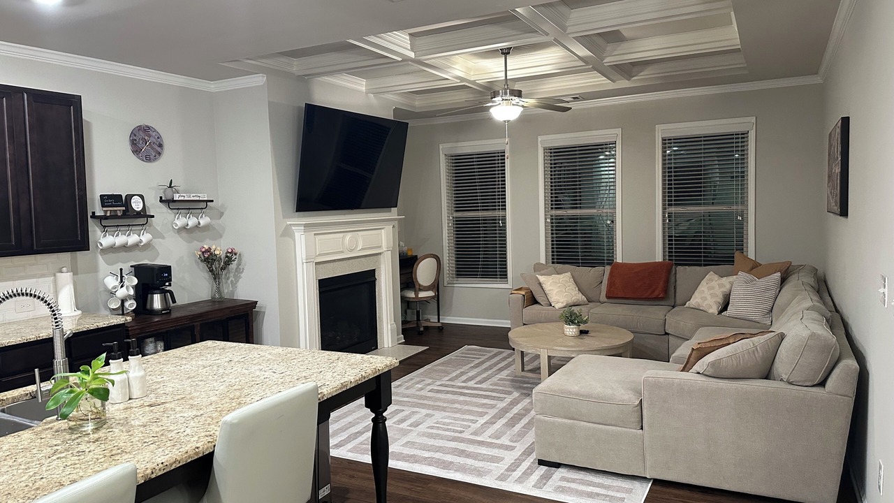 Photo of Livingroom in Buford