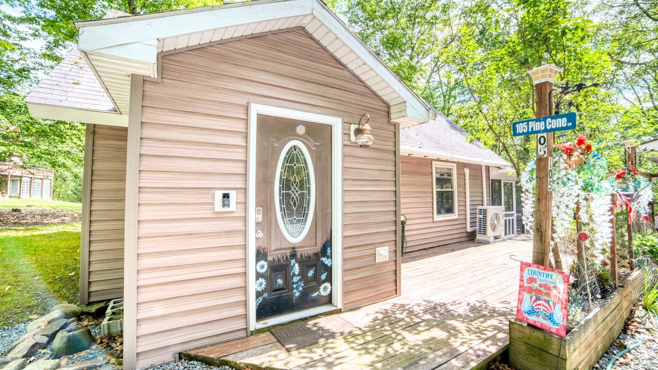 Photo of Outdoor in Greentown