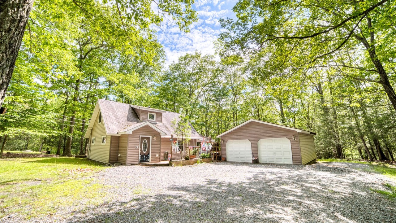 Photo of Outdoor in Greentown