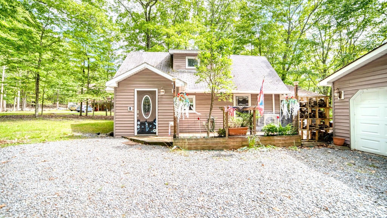 Photo of Outdoor in Greentown