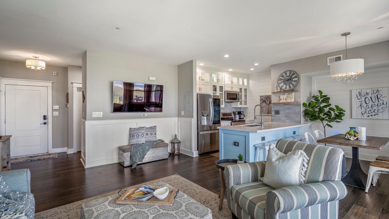 Photo of Livingroom in Red Fish Cove
