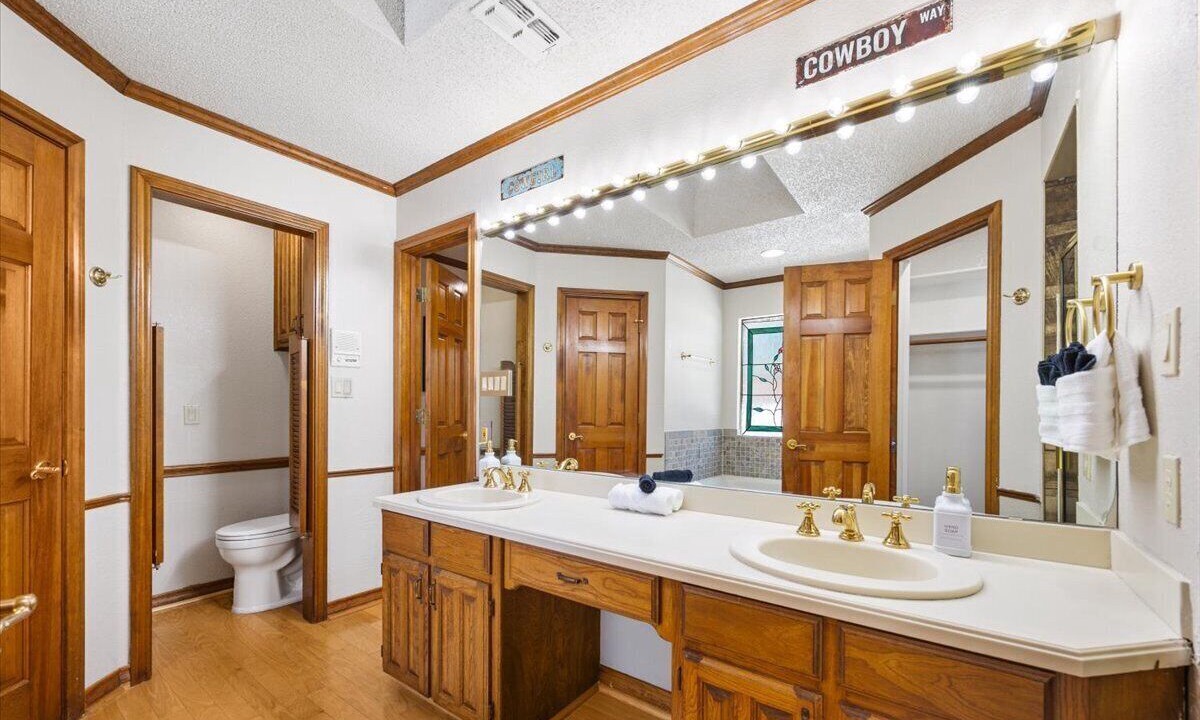 Photo of Bathroom in South Arlington