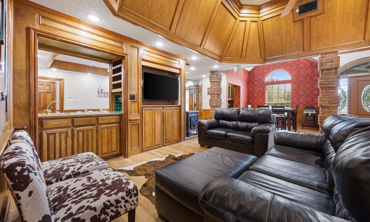 Photo of Livingroom in South Arlington