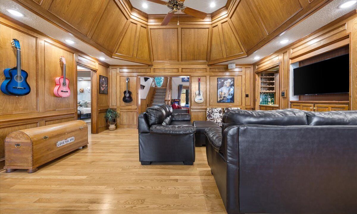 Photo of Livingroom in South Arlington
