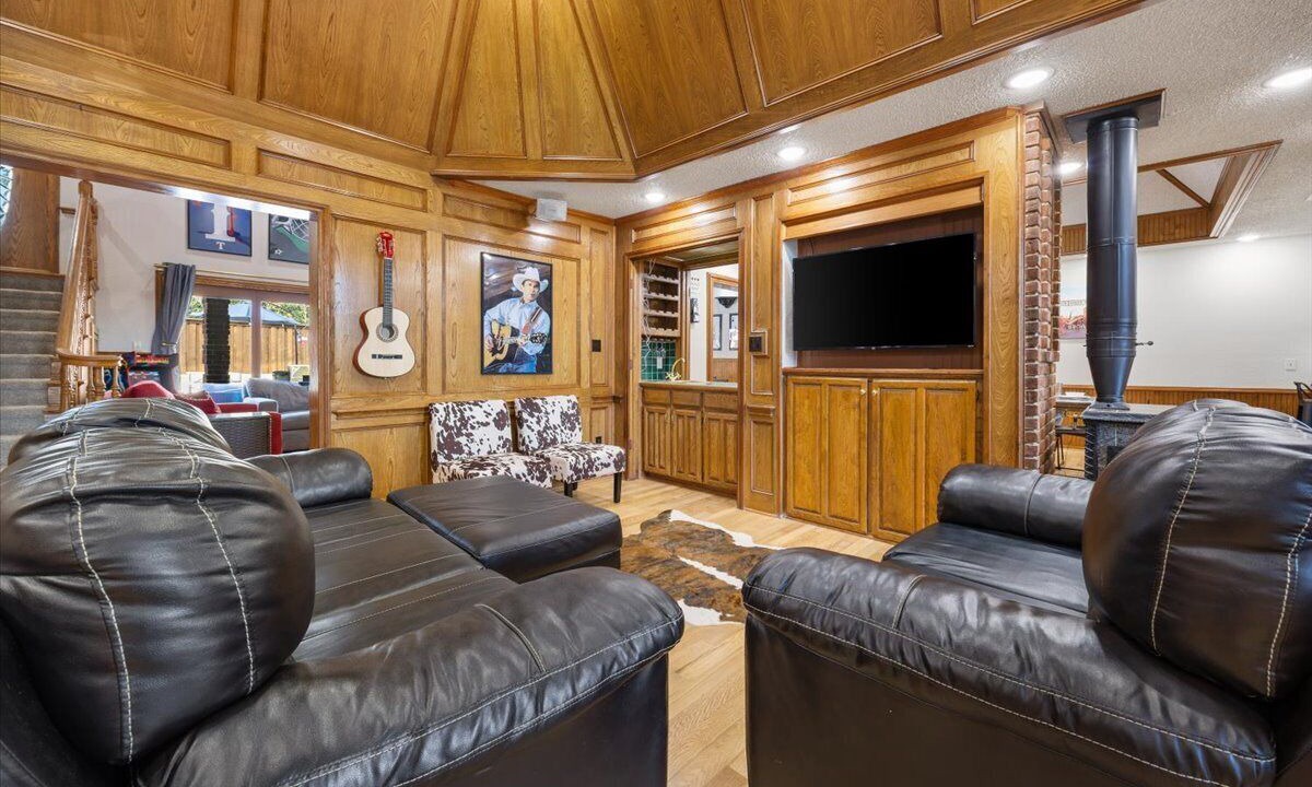 Photo of Livingroom in South Arlington