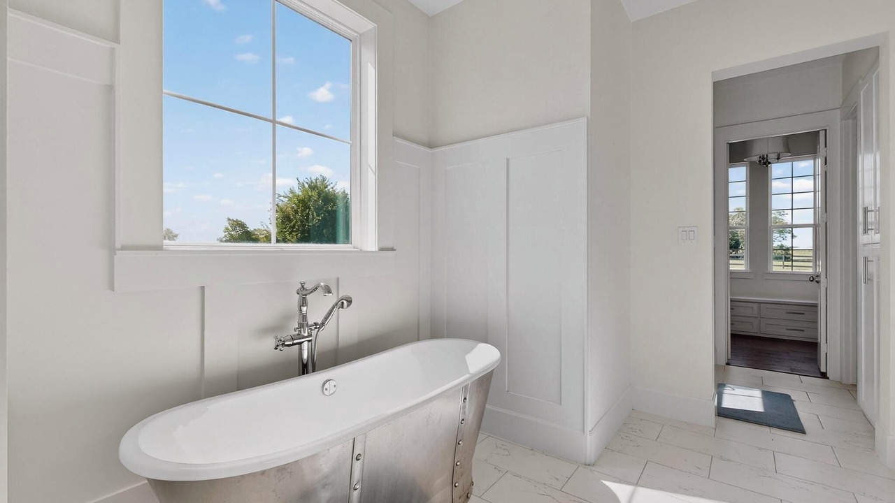 Photo of Bathroom in Whitesboro