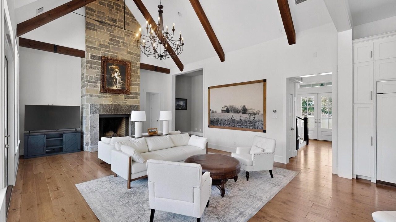 Photo of Livingroom in Whitesboro