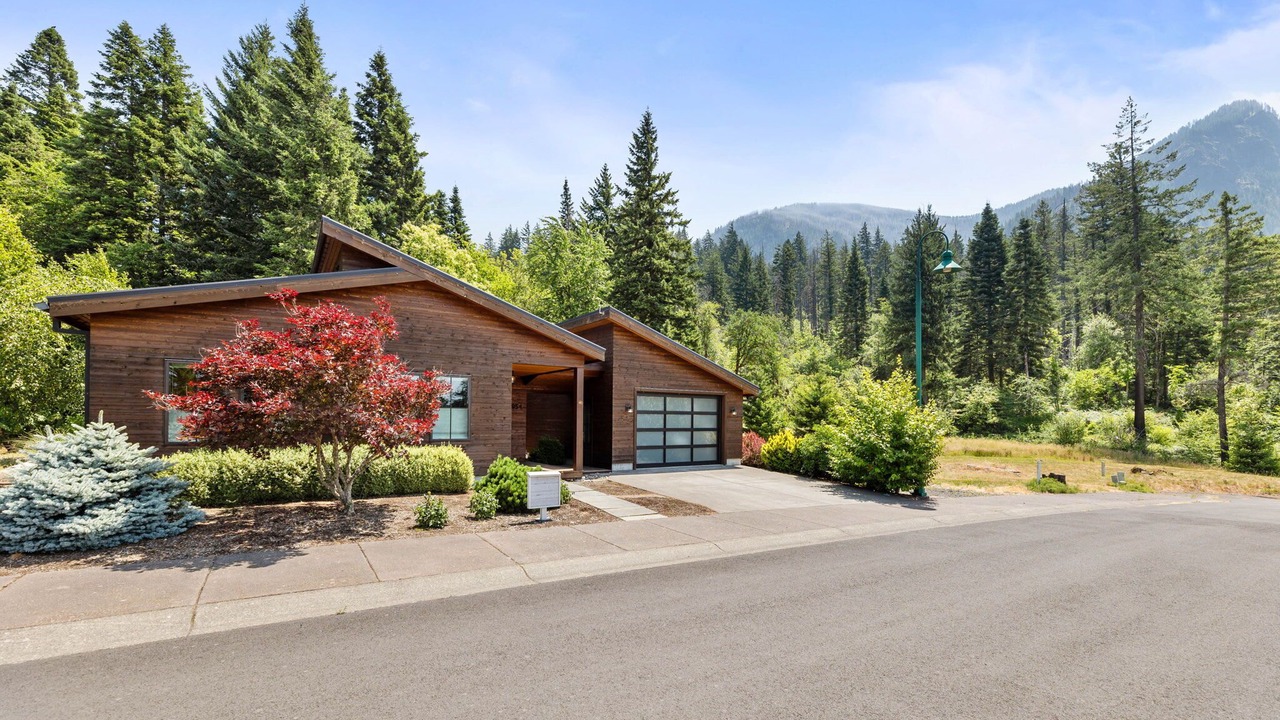 Photo of Outdoor in Cascade Locks