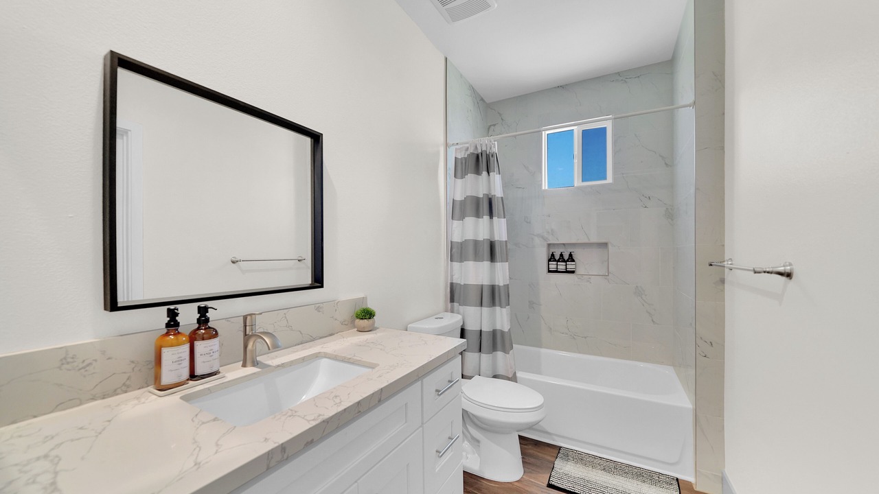 Photo of Bathroom in Midway City