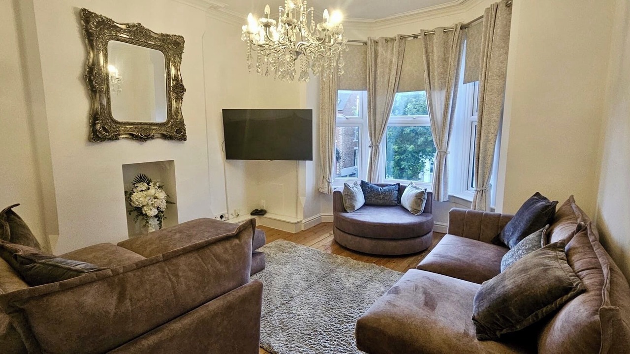 Photo of Livingroom in West Bridgford
