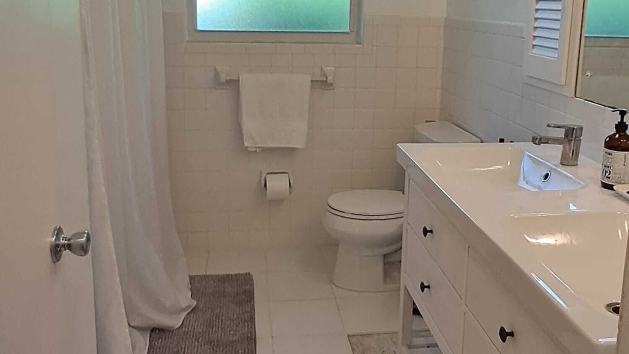 Photo of Bathroom in Venice Gardens