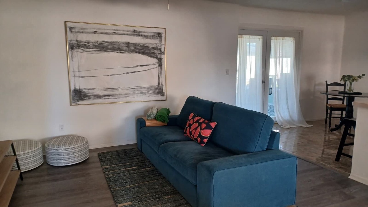Photo of Livingroom in Venice Gardens