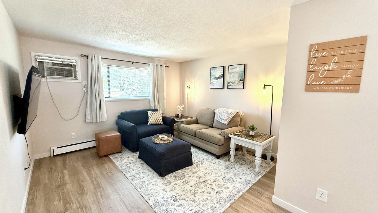 Photo of Livingroom in Cedar Rapids