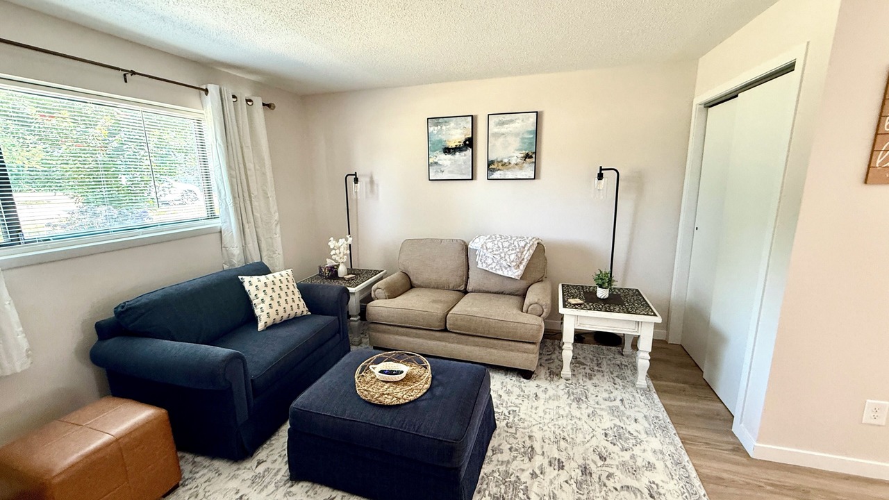 Photo of Livingroom in Cedar Rapids