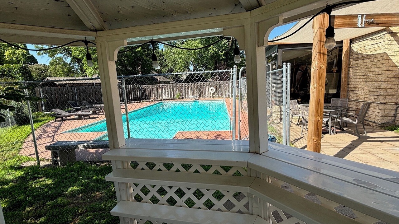 Photo of Outdoor in Hutchinson