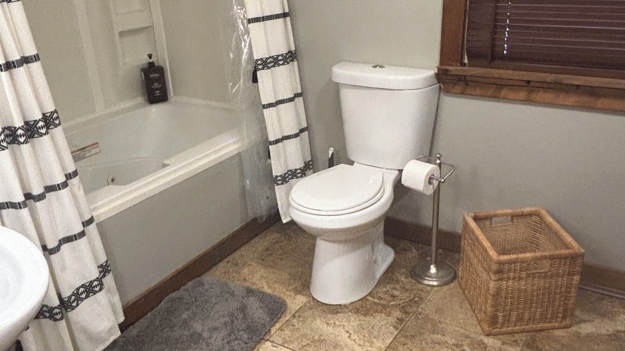 Photo of Bathroom in Fort Scott