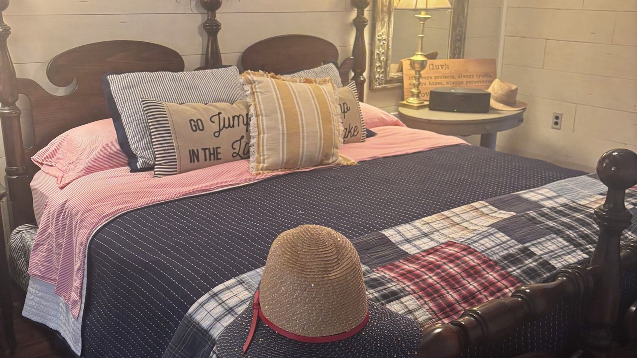 Photo of Bedroom in Fort Scott