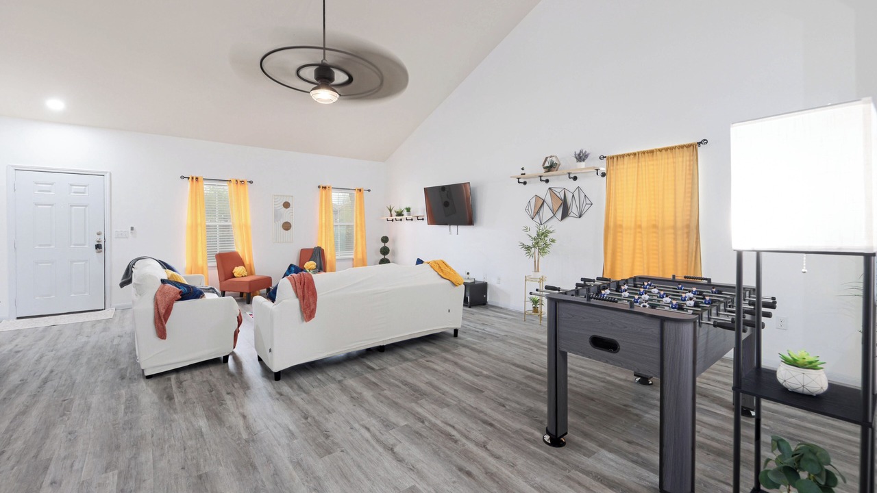 Photo of Bedroom in Kyle