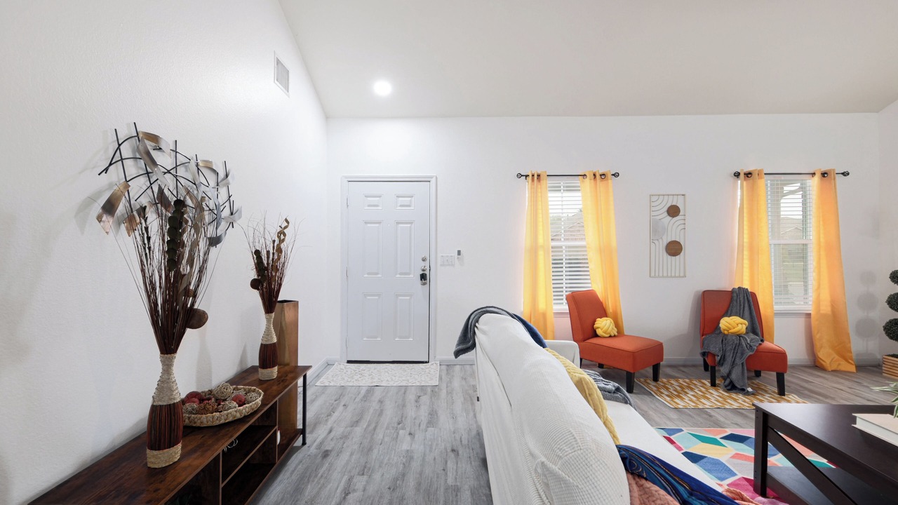 Photo of Livingroom in Kyle