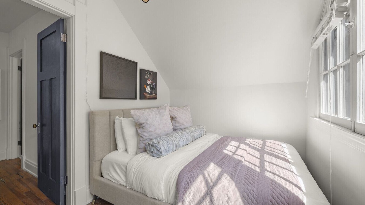 Photo of Bedroom in East Walnut HIlls