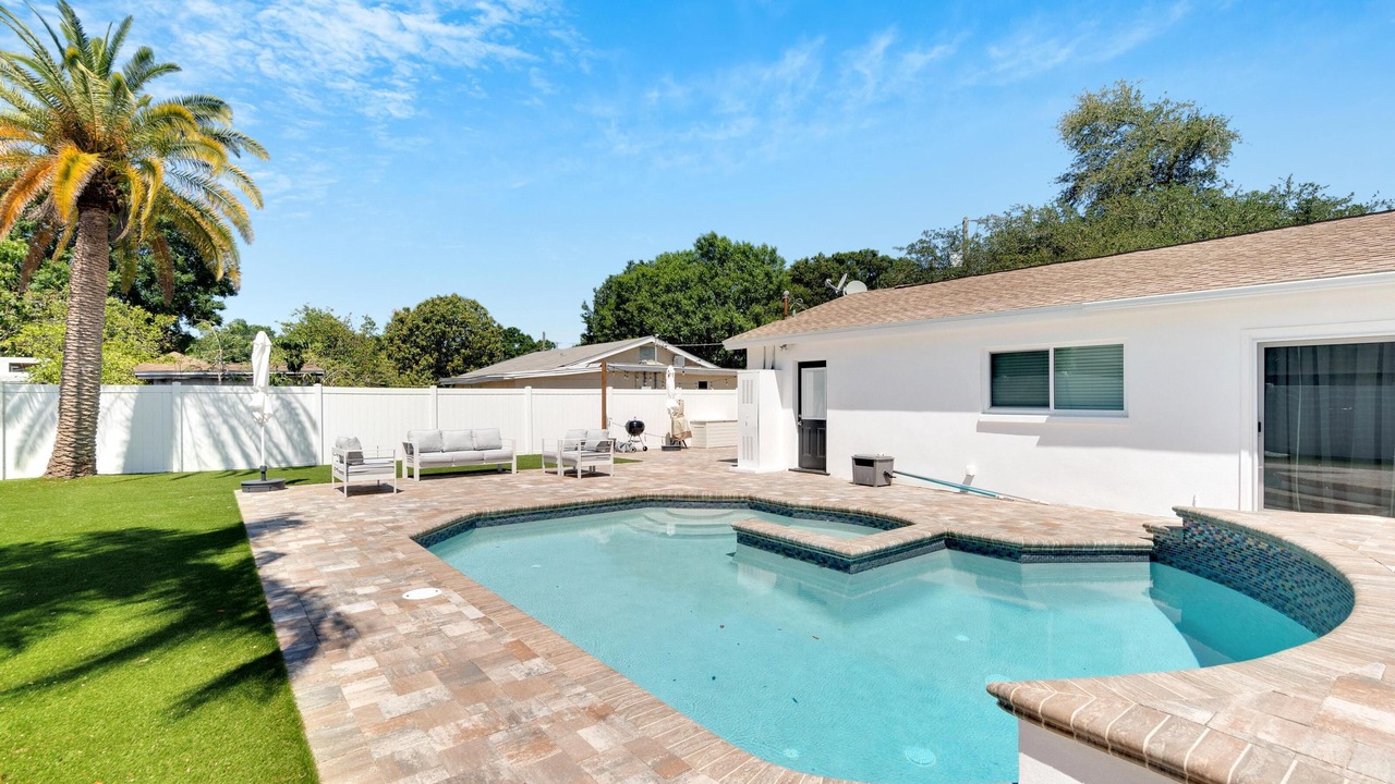 Photo of Outdoor in Sun Bay South