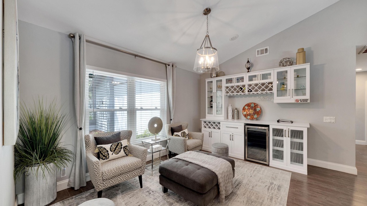 Photo of Livingroom in Allen's Ridge