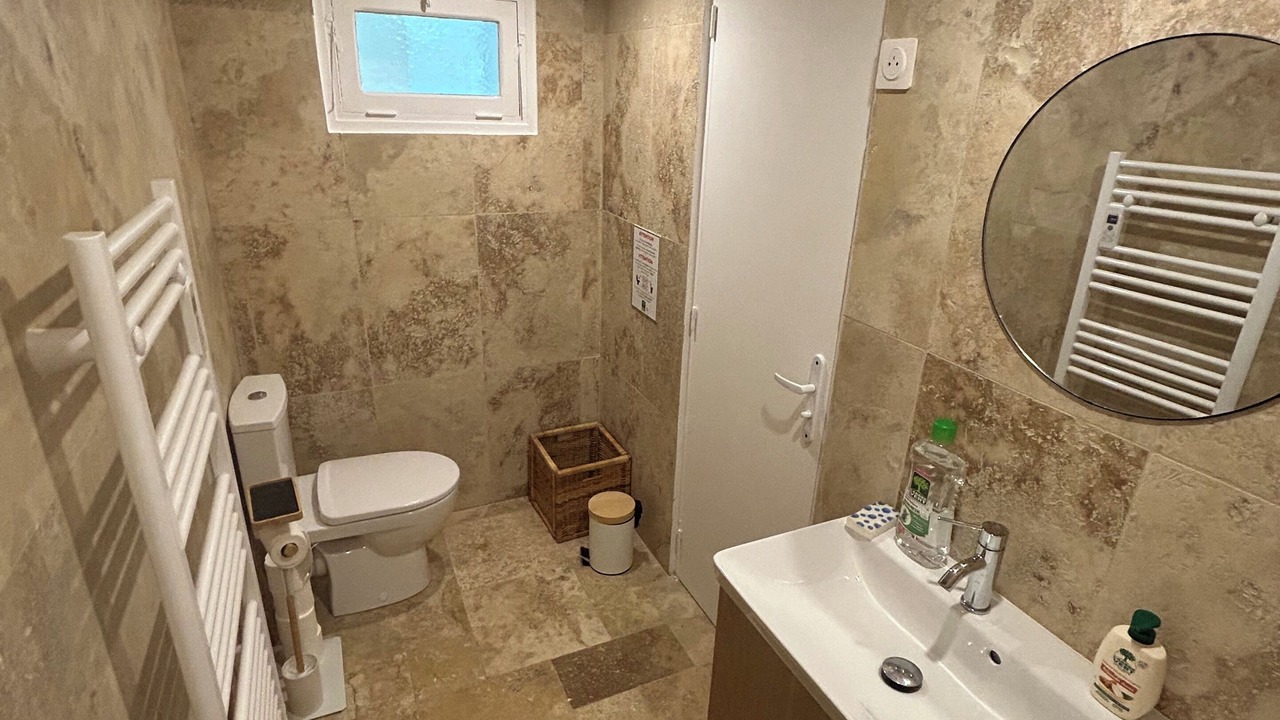 Photo of Bathroom in Touffreville