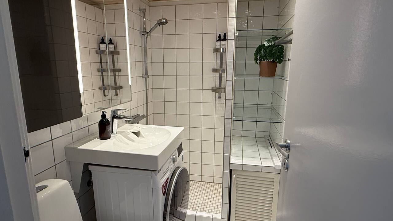 Photo of Bathroom in Frederiksberg