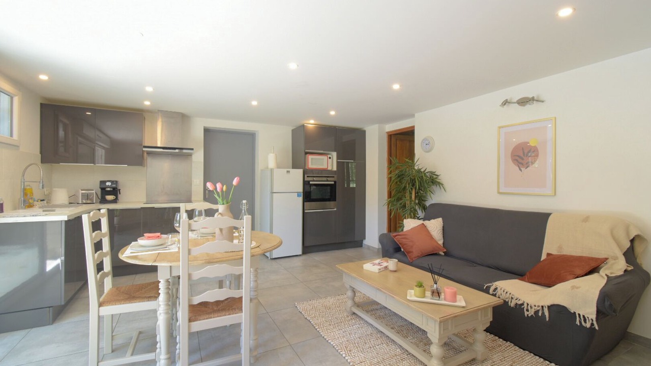 Photo of Livingroom in Porcieu-Amblagnieu