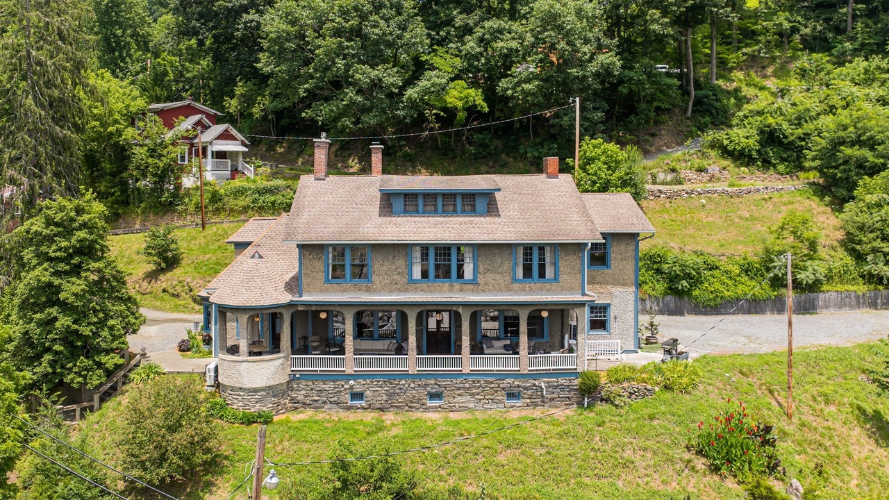 Photo of Outdoor in Marshall